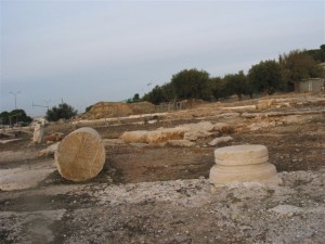 a view of the Kathisma – “Mary’s seat.” Here it looks a bit forlorn. But look at the next picture! (Photo: Miriam Feinberg Vamosh) 
