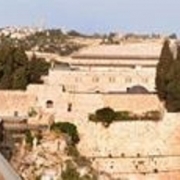 0006578_cultureholy-places-panorama1-the-wailing-wall-and-temple-mount_493 etc RESIZED